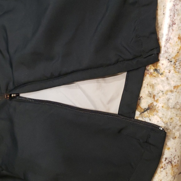 Mens Under Armour Black and White Jogging Pants Size XL - Picture 5 of 5